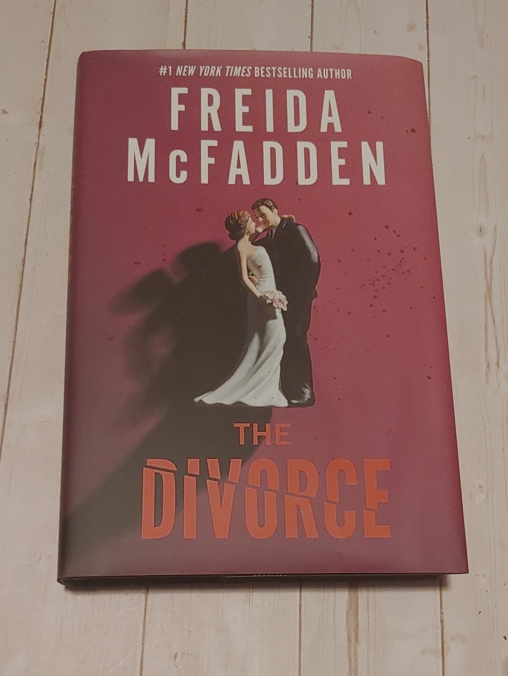 Divorce By Freida McFadden Adult Fiction Book 2026